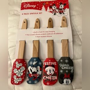 Disney 4-piece Mickey and Minnie Spatula Set